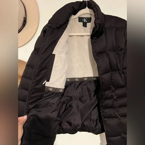 Calvin Klein Puffer Jacket - Picture 4 of 6